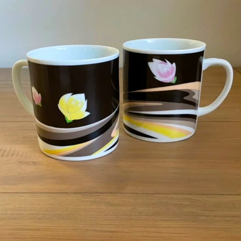 80’s Vintage Mug Set - 2